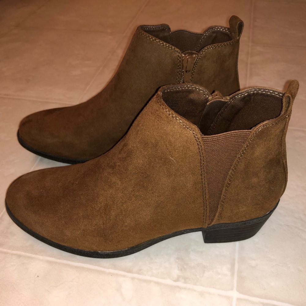 SO Ankle Boots